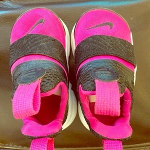 Nike - baby girl shoes